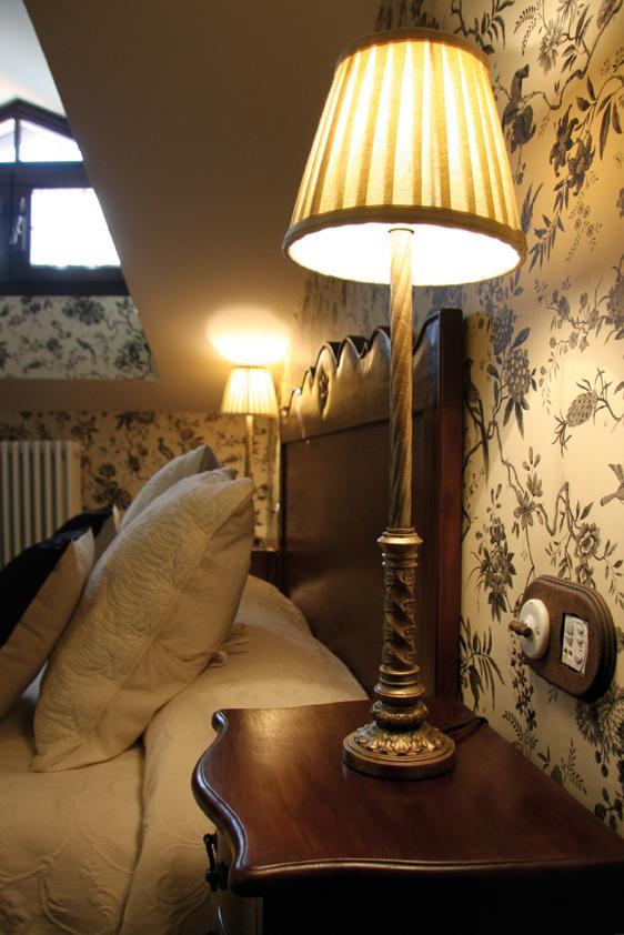 Hotel Rural La Tenada Carcedo de Burgos Esterno foto